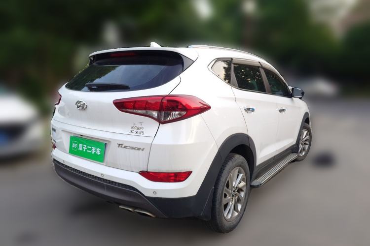 Used Hyundai Tucson 2015 1.6T Dual-Clutch Two-Wheel-Drive Smart Model Rear Right 45 Deg