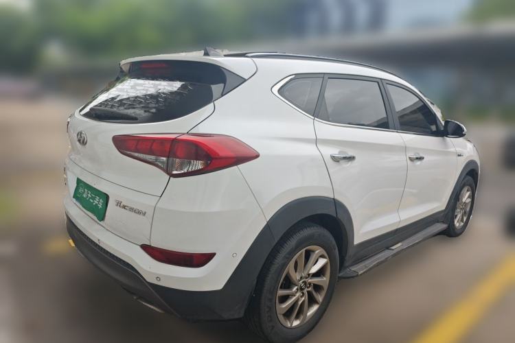 Used Hyundai Tucson 2015 1.6T Dual-Clutch Four-Wheel Drive Flagship Model Rear Right 45 Deg