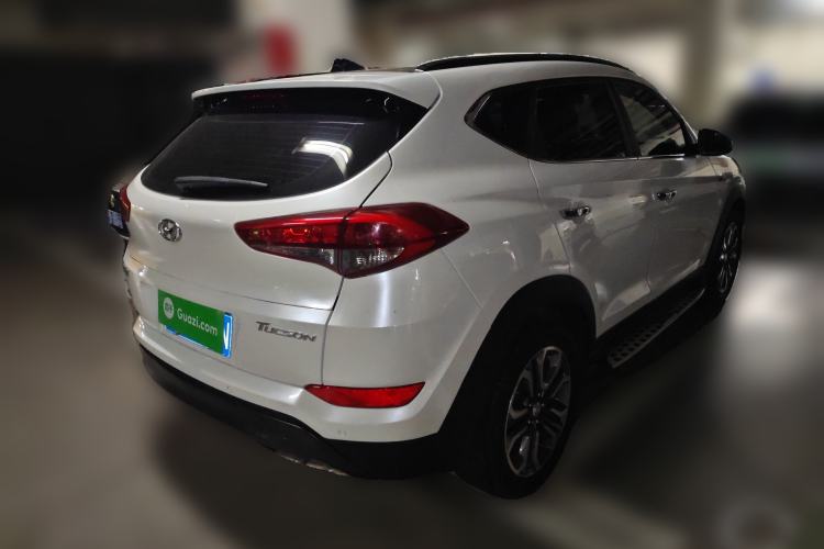Used Hyundai Tucson 2015 1.6T Dual-Clutch Two-Wheel-Drive Leading Model Rear Right 45 Deg