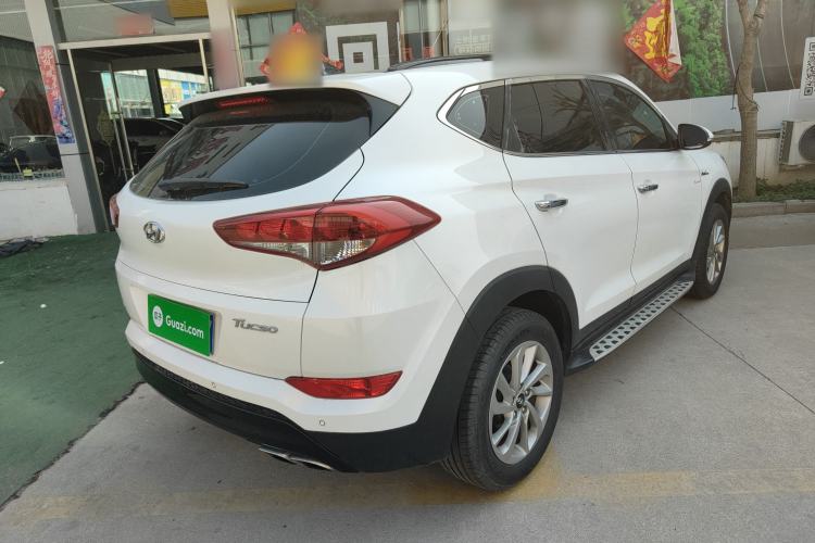 Used Hyundai Tucson 2015 1.6T Dual-Clutch Two-Wheel-Drive Smart Model Rear Right 45 Deg