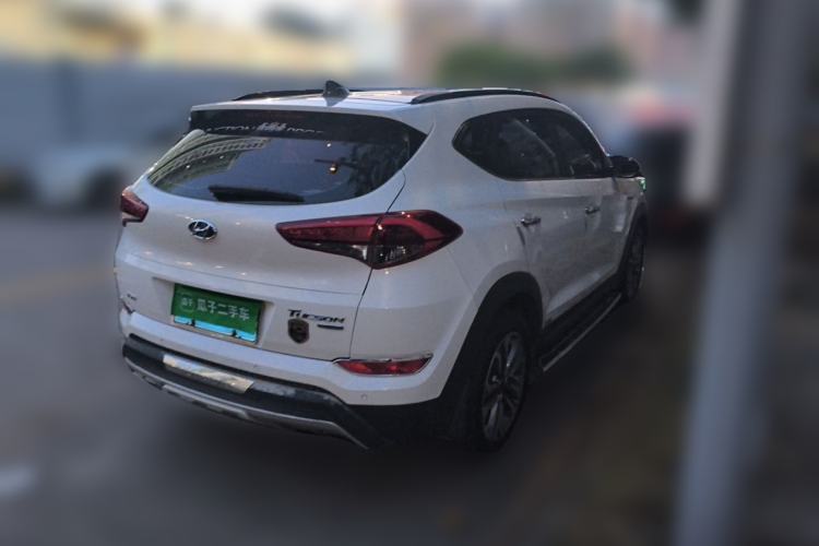 Used Hyundai Tucson 2015 1.6T Dual-Clutch Two-Wheel-Drive Leading Model Rear Right 45 Deg