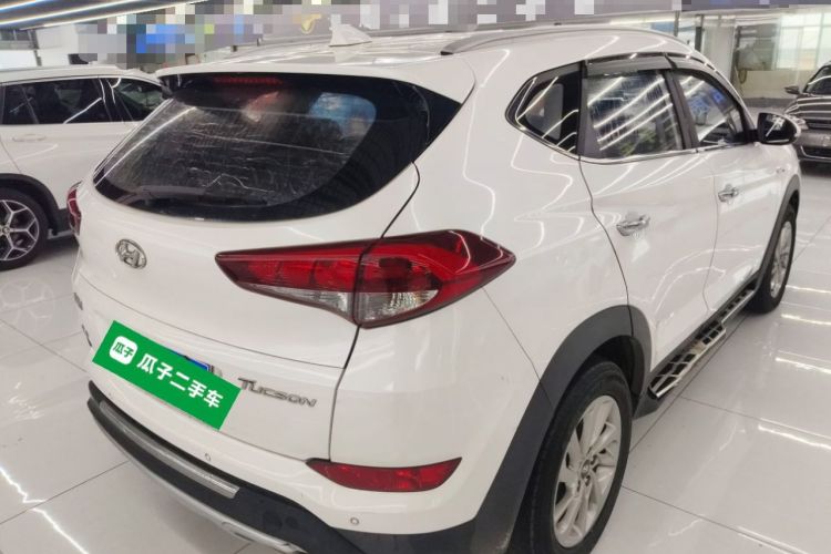Used Hyundai Tucson 2015 1.6T Dual-Clutch Two-Wheel-Drive Smart Model Rear Right 45 Deg