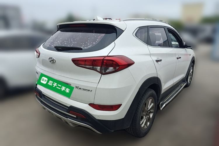 Used Hyundai Tucson 2015 1.6T Dual-Clutch Two-Wheel-Drive Smart Model Rear Right 45 Deg