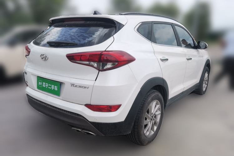 Used Hyundai Tucson 2015 1.6T Dual-Clutch Two-Wheel-Drive Smart Model Rear Right 45 Deg