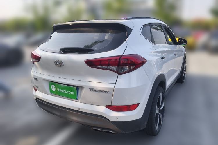 Used Hyundai Tucson 2015 1.6T Dual-Clutch Two-Wheel-Drive Smart Model Rear Right 45 Deg