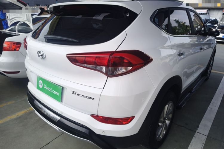 Used Hyundai Tucson 2015 1.6T Dual-Clutch Two-Wheel-Drive Smart Model Rear Right 45 Deg