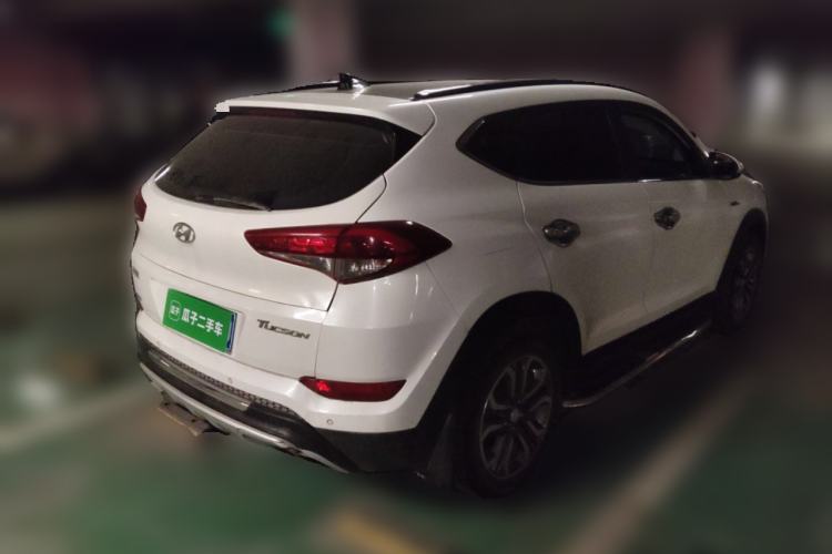 Used Hyundai Tucson 2015 1.6T Dual-Clutch Two-Wheel-Drive Leading Model Rear Right 45 Deg