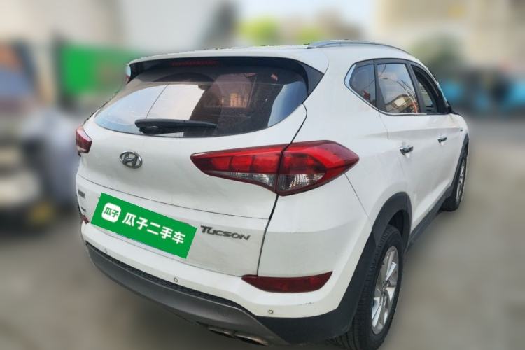 Used Hyundai Tucson 2015 1.6T Dual-Clutch Two-Wheel-Drive Smart Model Rear Right 45 Deg