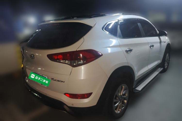 Used Hyundai Tucson 2015 1.6T Dual-Clutch Two-Wheel-Drive Smart Model Rear Right 45 Deg