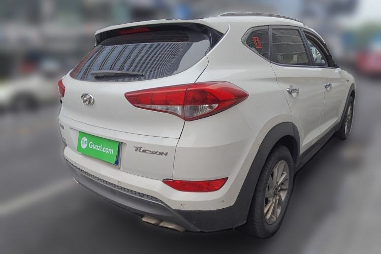Used Hyundai Tucson 2015 1.6T Dual-Clutch Two-Wheel-Drive Smart Model Rear Right 45 Deg