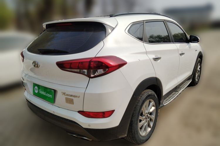 Used Hyundai Tucson 2015 1.6T Dual-Clutch Two-Wheel-Drive Smart Model Rear Right 45 Deg