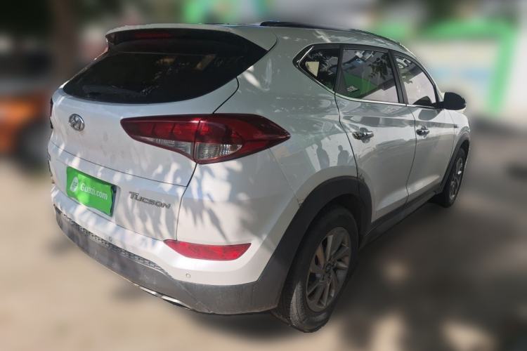 Used Hyundai Tucson 2015 1.6T Dual-Clutch Two-Wheel-Drive Smart Model Rear Right 45 Deg