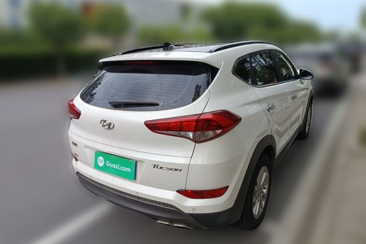 Used Hyundai Tucson 2015 1.6T Dual-Clutch Two-Wheel-Drive Smart Model Rear Right 45 Deg