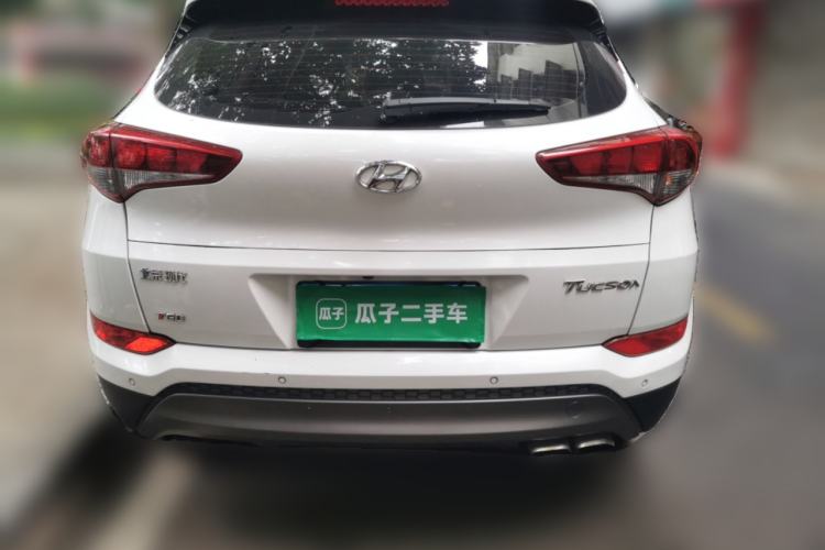 Used Hyundai Tucson 2015 1.6T Dual-Clutch Two-Wheel-Drive Smart Model Rear