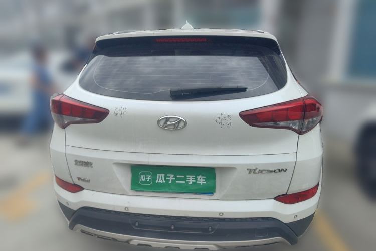 Used Hyundai Tucson 2015 1.6T Dual-Clutch Two-Wheel-Drive Smart Model Rear