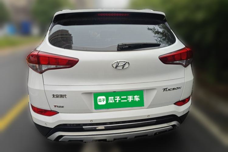 Used Hyundai Tucson 2015 1.6T Dual-Clutch Two-Wheel-Drive Smart Model Rear
