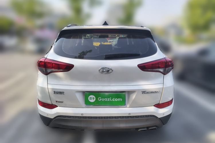 Used Hyundai Tucson 2015 1.6T Dual-Clutch Two-Wheel-Drive Smart Model Rear
