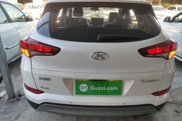 Used Hyundai Tucson 2015 1.6T Dual-Clutch Two-Wheel-Drive Smart Model Rear
