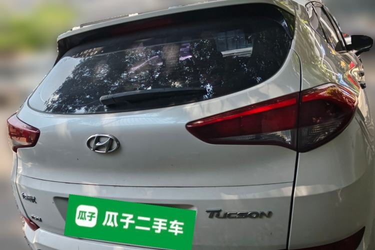 Used Hyundai Tucson 2015 1.6T Dual-Clutch Two-Wheel-Drive Smart Model Rear