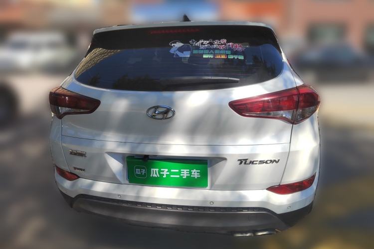 Used Hyundai Tucson 2015 1.6T Dual-Clutch Two-Wheel-Drive Smart Model Rear