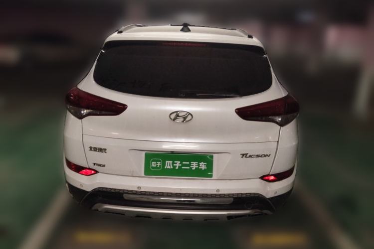 Used Hyundai Tucson 2015 1.6T Dual-Clutch Two-Wheel-Drive Leading Model Rear