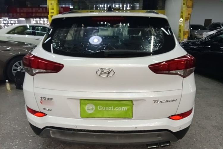 Used Hyundai Tucson 2015 1.6T Dual-Clutch Two-Wheel-Drive Smart Model Rear