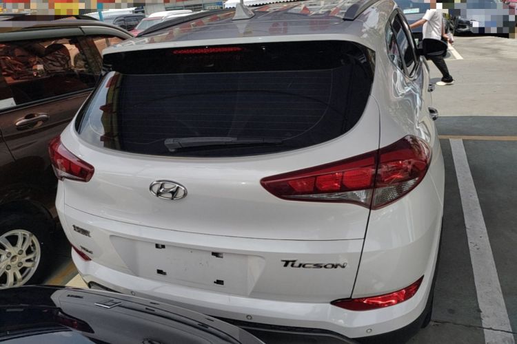 Used Hyundai Tucson 2015 1.6T Dual-Clutch Two-Wheel-Drive Smart Model Rear