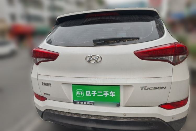 Used Hyundai Tucson 2015 1.6T Dual-Clutch Two-Wheel-Drive Leading Model Rear