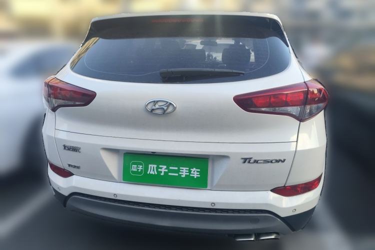 Used Hyundai Tucson 2015 1.6T Dual-Clutch Two-Wheel-Drive Smart Model Rear