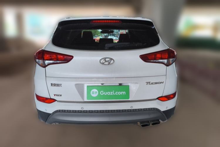 Used Hyundai Tucson 2015 1.6T Dual-Clutch Two-Wheel-Drive Smart Model Rear