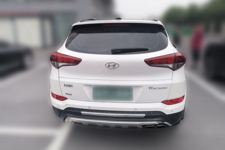 Used Hyundai Tucson 2015 1.6T Dual-Clutch Two-Wheel-Drive Smart Model Rear