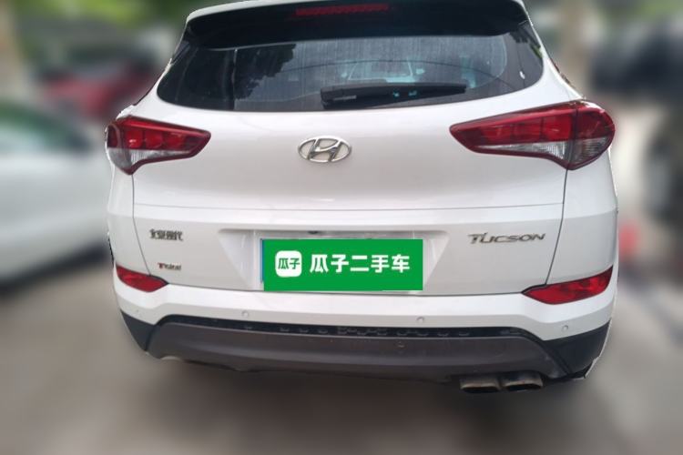 Used Hyundai Tucson 2015 1.6T Dual-Clutch Two-Wheel-Drive Smart Model Rear