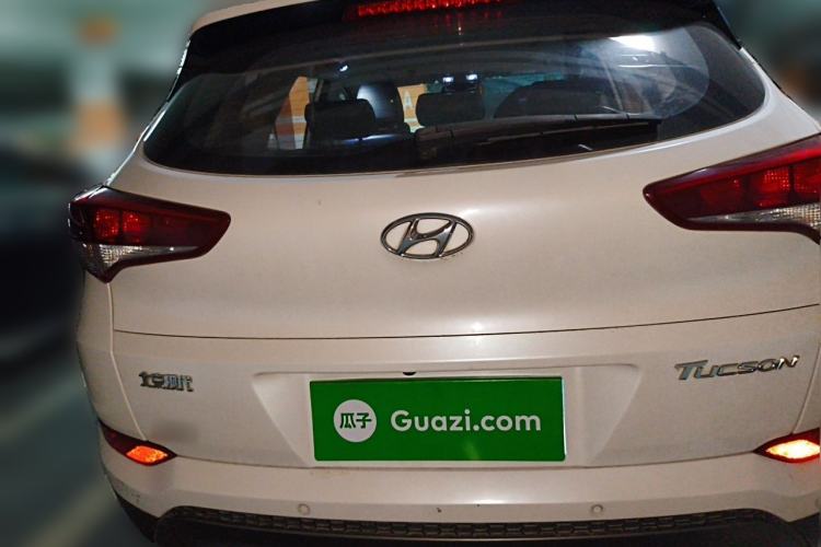 Used Hyundai Tucson 2015 1.6T Dual-Clutch Two-Wheel-Drive Smart Model Rear