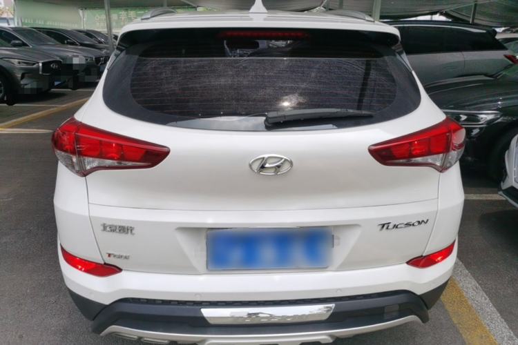 Used Hyundai Tucson 2015 1.6T Dual-Clutch Two-Wheel-Drive Smart Model Rear
