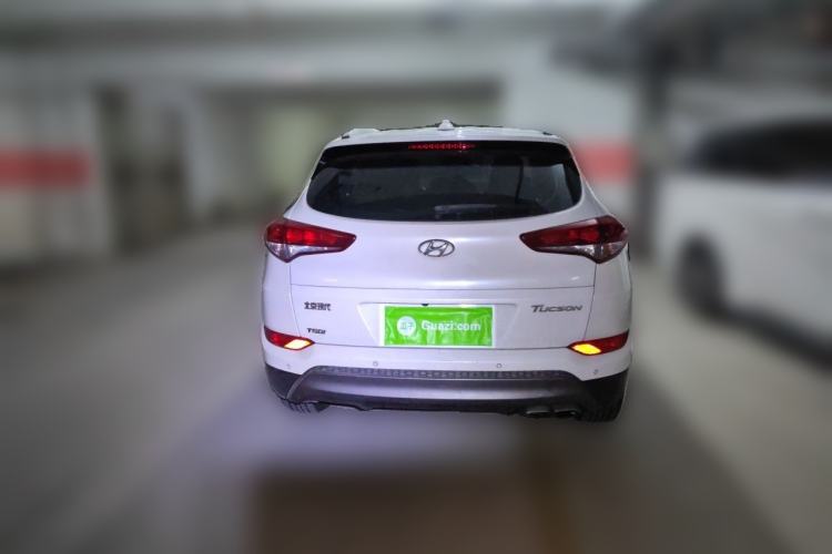 Used Hyundai Tucson 2015 1.6T Dual-Clutch Two-Wheel-Drive Smart Model Rear