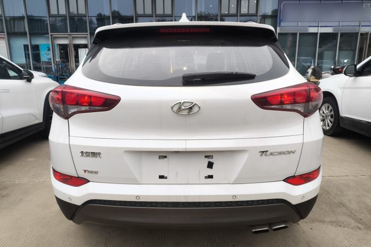 Used Hyundai Tucson 2015 1.6T Dual-Clutch Two-Wheel-Drive Smart Model Rear