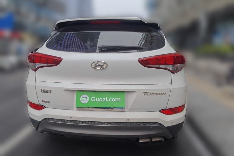 Used Hyundai Tucson 2015 1.6T Dual-Clutch Two-Wheel-Drive Smart Model Rear