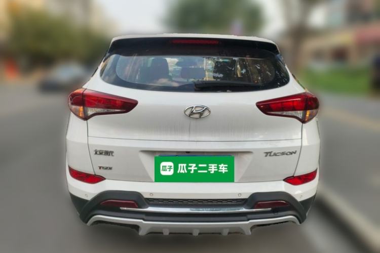 Used Hyundai Tucson 2015 1.6T Dual-Clutch Two-Wheel-Drive Smart Model Rear