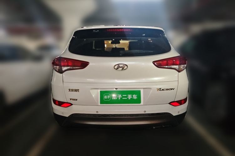 Used Hyundai Tucson 2015 1.6T Dual-Clutch Two-Wheel-Drive Smart Model Rear