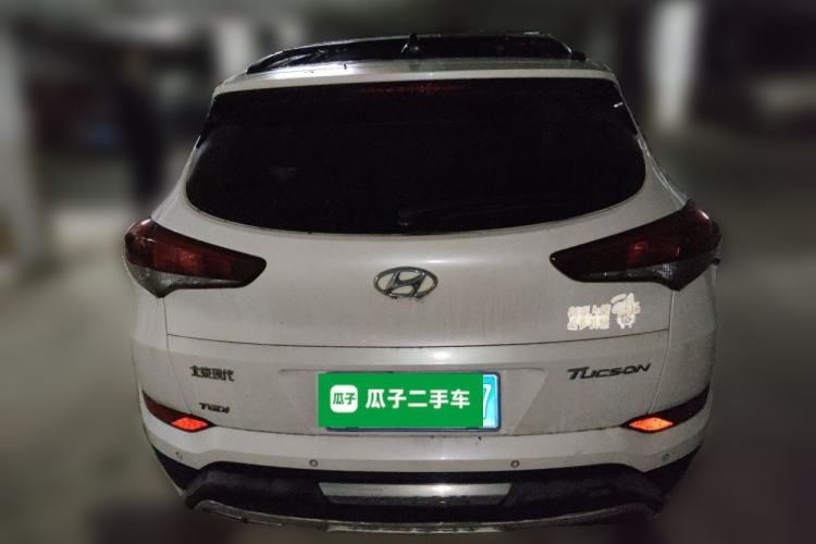Used Hyundai Tucson 2015 1.6T Dual-Clutch Two-Wheel-Drive Smart Model Rear