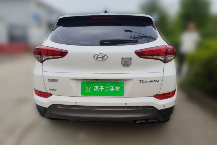 Used Hyundai Tucson 2015 1.6T Dual-Clutch Two-Wheel-Drive Smart Model Rear
