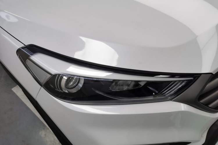 Used Hyundai Tucson 2015 1.6T Dual-Clutch Two-Wheel-Drive Smart Model Right Front Headlight
