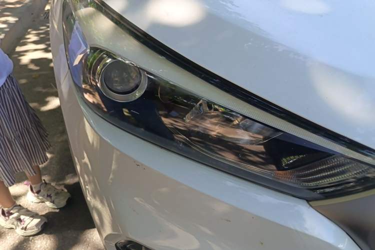 Used Hyundai Tucson 2015 1.6T Dual-Clutch Two-Wheel-Drive Smart Model Right Front Headlight