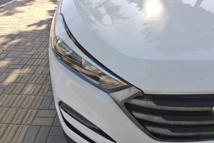 Used Hyundai Tucson 2015 1.6T Dual-Clutch Two-Wheel-Drive Smart Model Right Front Headlight