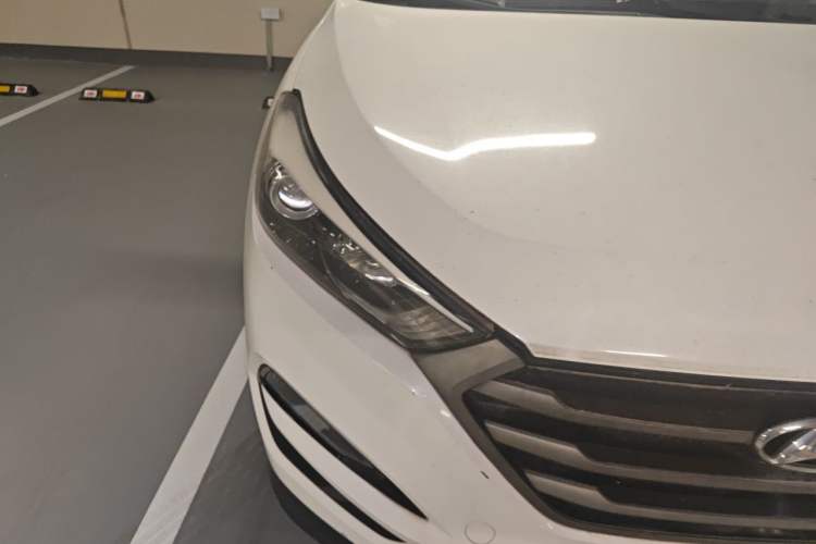Used Hyundai Tucson 2015 1.6T Dual-Clutch Two-Wheel-Drive Smart Model Right Front Headlight