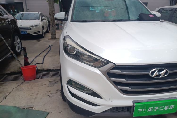 Used Hyundai Tucson 2015 1.6T Dual-Clutch Two-Wheel-Drive Smart Model Right Front Headlight