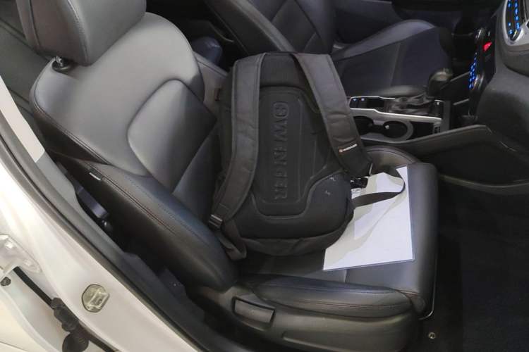 Used Hyundai Tucson 2015 1.6T Dual-Clutch Two-Wheel-Drive Smart Model Right Front Seat