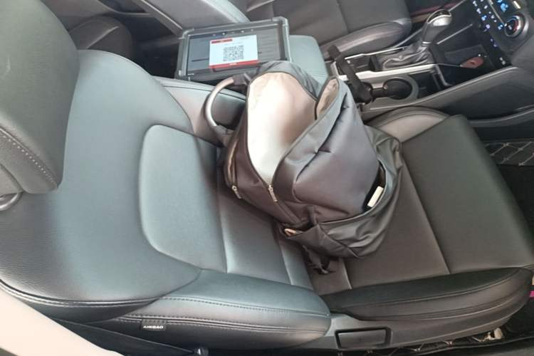 Used Hyundai Tucson 2015 1.6T Dual-Clutch Two-Wheel-Drive Smart Model Right Front Seat