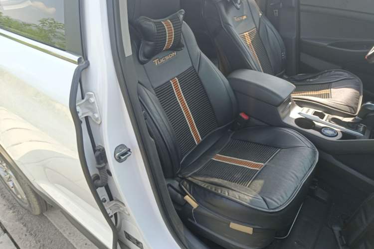 Used Hyundai Tucson 2015 1.6T Dual-Clutch Two-Wheel-Drive Smart Model Right Front Seat