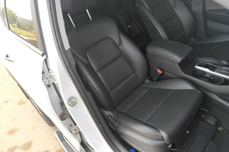 Used Hyundai Tucson 2015 1.6T Dual-Clutch Two-Wheel-Drive Smart Model Right Front Seat